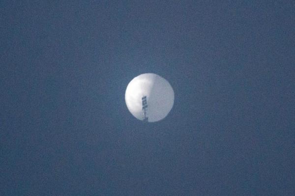 balon de spionaj