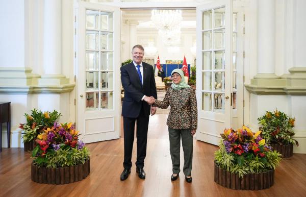 Klaus Iohannis, primit de preşedintele Republicii Singapore. Subiectele discutate de cei doi lideri