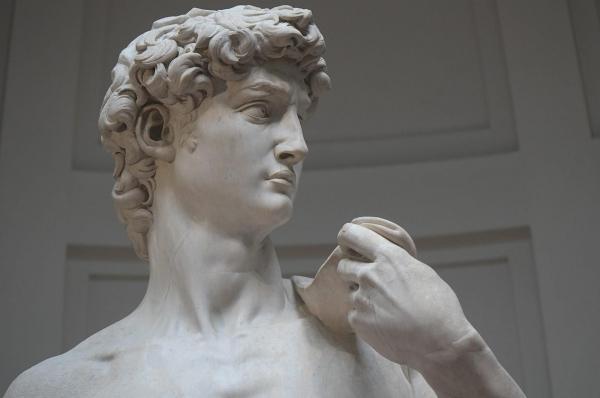 Directoarea unei şcoli din SUA, obligată să demisioneze după ce le-a prezentat elevilor săi o imagine a sculpturii "David" de Michelangelo