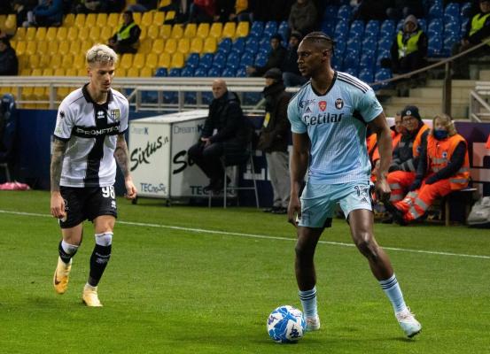 Reggina – Parma 0-1. Victorie crucială pentru echipa lui Dennis Man. Meciul a fost live exclusiv pe AntenaPLAY