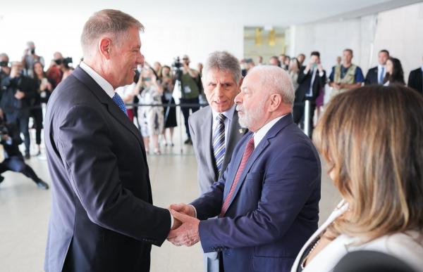 Mesajul transmis de Klaus Iohannis prin vizita sa în Brazilia. Ce a discutat cu preşedintele Lula da Silva