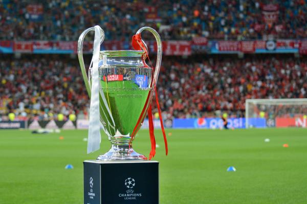 Cât costă un bilet la finalele Champions League şi Europa League. Cererile se pot depune până pe 28 aprilie