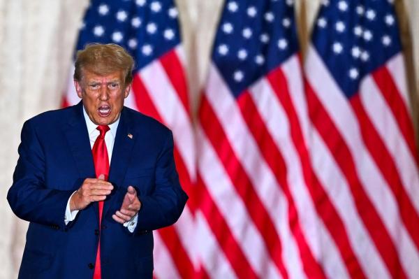 Donald Trump și-a încheiat brusc discursul, după 25 de minute