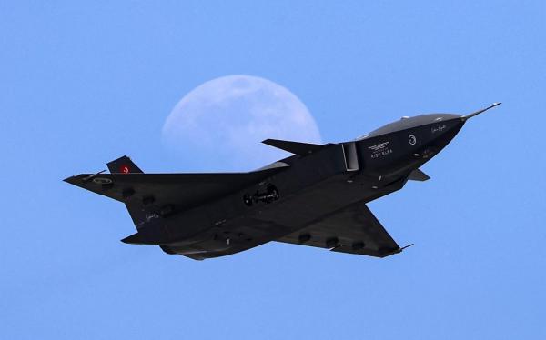 Baykar, producătorul dronelor Bayraktar, va lansa un nou model. Kizilelma poate însoţi avioanele de vânătoare în luptă