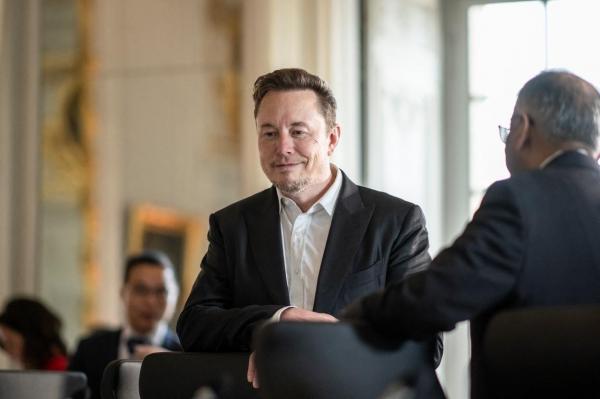 Elon Musk, CEO-ul Tesla, SpaceX și Twitter