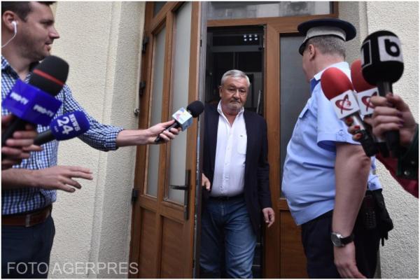 Fostul ministru Sebastian Vlădescu, condamnat definitiv la 7 ani şi 4 luni închisoare. Mircea Ionuţ Costea, cumnatul lui Geoană - 6 ani