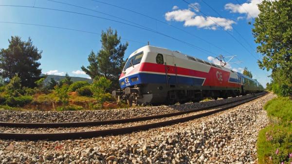 Alertă de călătorie: Trenurile, paralizate pentru 24 de ore în Grecia din 30 mai. Greva organizată de sindicaliştii feroviari