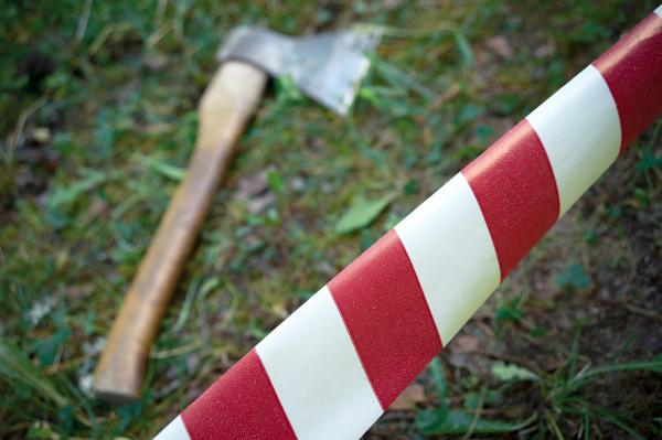 topor la locul unei crime