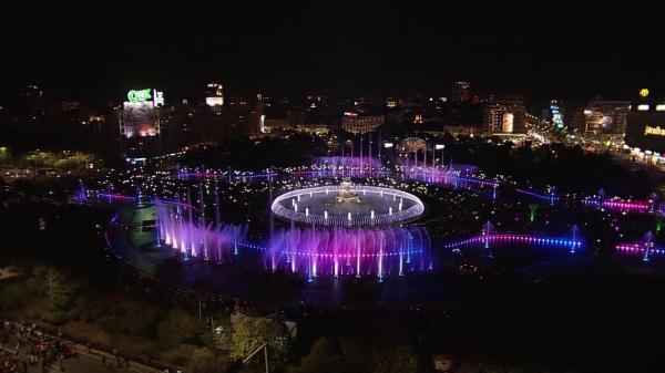 Omagiu pentru George Enescu. Spectacol de muzică, culori și tehnologie 3D la Fântânile Urbane, la 120 de ani de la prima audiție a Rapsodiei române