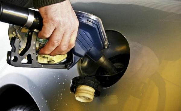 Preţurile la benzină şi la motorină au crescut în ultimele zile