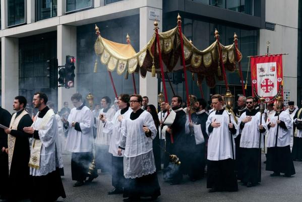 Procesiune a preoților anglicani