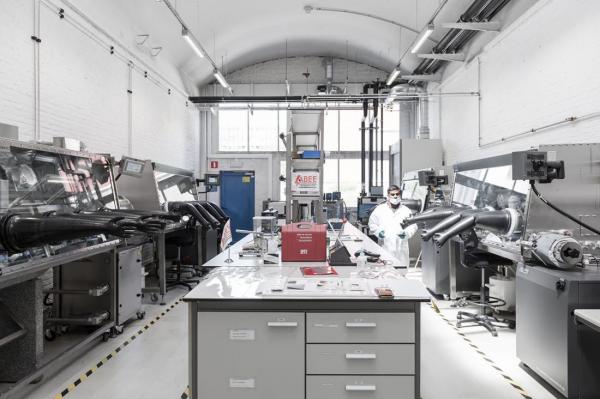 Investiţie de 1,4 miliarde de euro într-un oraş din România. O nouă fabrică va genera 8.000 de locuri de muncă