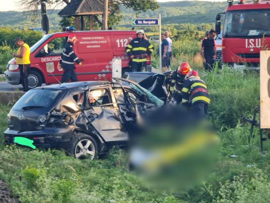 accident mașină la Orlești, în Vâlcea