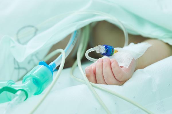 copil la spital