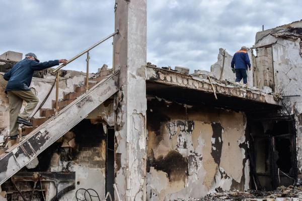 Rusia ar fi bombardat un centru de distribuire a ajutoarelor umanitare din Orihiv. Şapte oameni au murit în urma atacului