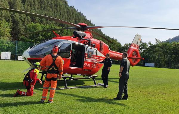 Un bărbat de 60 de ani şi-a dat ultima suflare pe munte, la Cascada Malaia. Victima, resuscitată în zadar: moartea n-a putut fi învinsă