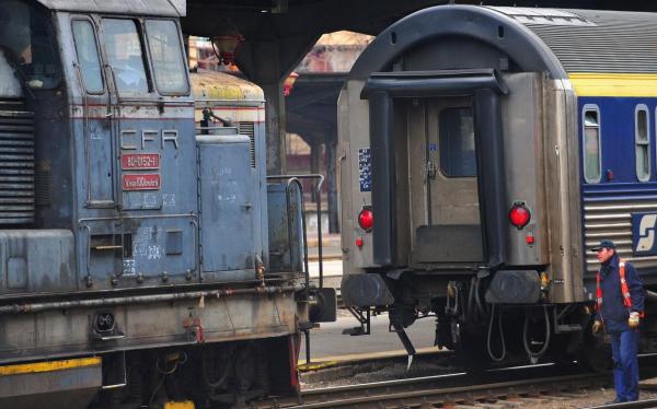 tren din România