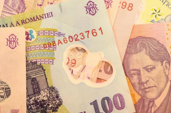 Leul românesc a avut o săptămână de coşmar, în raport cu principalele monede străine