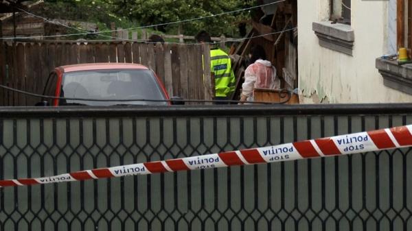 Telenovelă criminală la Vaslui: Bătrân ucis în bătaie de amantul nurorii sale