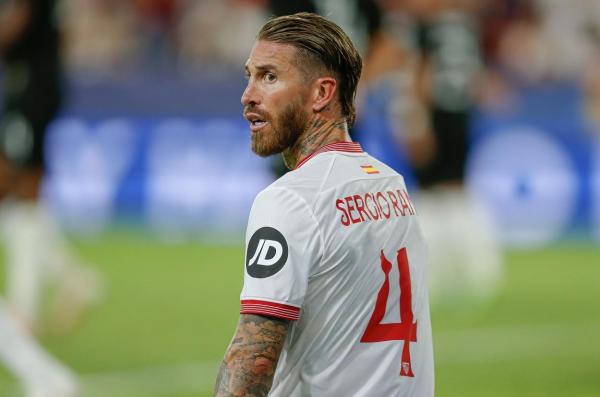 Vila de lux a fotbalistului Sergio Ramos, răscolită de hoţi. Cei patru copii ai fundaşului au fost martori ai jafului de mii de euro