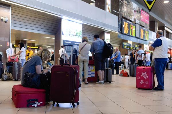 Omul de afaceri Cătălin Lăscuţ, pedeapsă cu suspendare în dosarul şpăgilor de 22,4 milioane de euro de la Aeroportul Otopeni