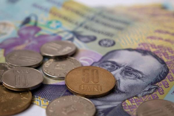Leul românesc traversează o perioadă extrem de slabă, în raport cu principalele monede străine