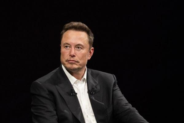 "Ce caut eu în acest război?" Elon Musk a închis reţeaua Starlink pentru a opri un atac al ucrainenilor asupra flotei ruse de la Marea Neagră