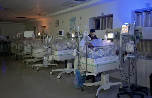 Pacienţii "aşteaptă moartea" în spitalele din Gaza. Dezvăluirile unui oficial OMS: "Îmi cereau mâncare sau apă, asta ilustrează nivelul de disperare"