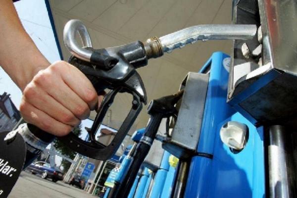 Preţul la motorină este în creştere, faţă de ziua precedentă