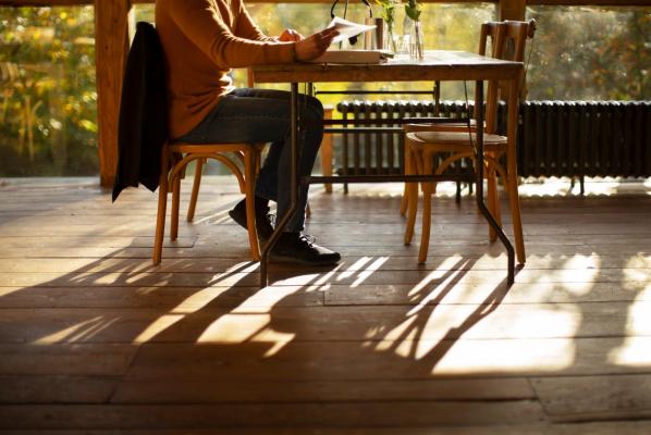 Cum a reuşit un olandez să mănânce gratis în 127 de restaurante. Metoda prin care îi păcălea pe chelneri când veneau cu nota de plată