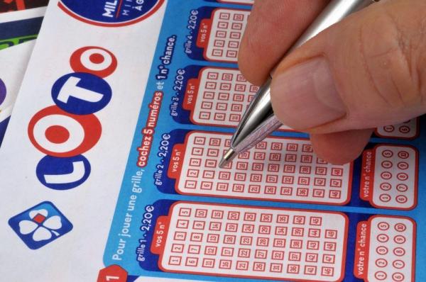 Un român din Spania a dat lovitura la loterie şi a câştigat 200.000 de euro. "Îmi plătesc datoriile"