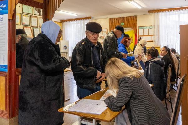 Referendum R. Moldova. S-a încheiat numărarea voturilor: 50.46% dintre alegători sunt în favoarea aderării ţării la UE