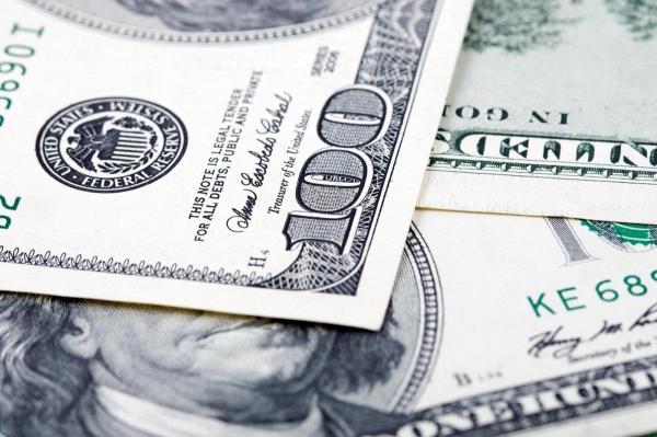 Leul românesc câştigă teren masiv în raport cu dolarul american