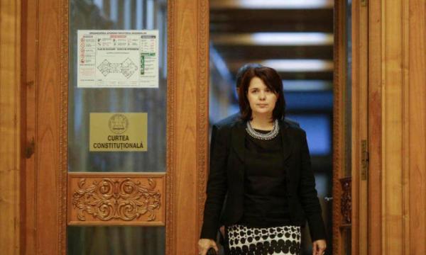 A murit Simona Maya Teodoroiu, fostă judecătoare la CCR şi deputată PSD. Avea 55 de ani