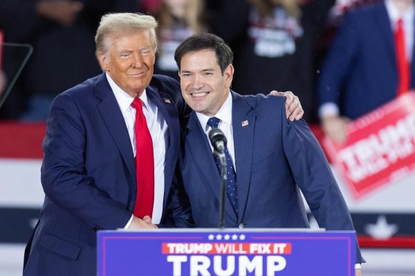 Marco Rubio ar putea fi noul secretar de stat al SUA. În 2016, îl numea pe Trump "cea mai vulgară persoană care a aspirat vreodată la preşedinţie"