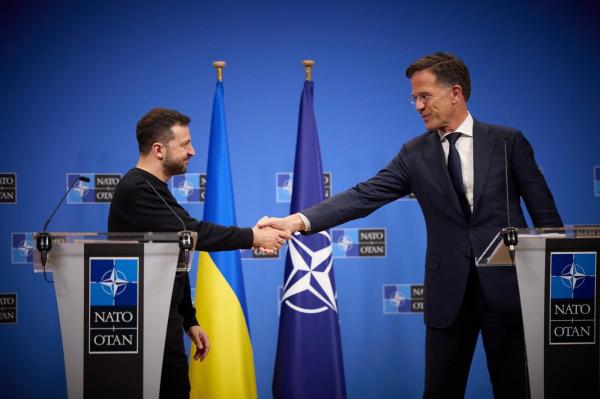 Întâlnirea are loc în urma presiunilor din partea preşedintelui ales al SUA, Donald Trump