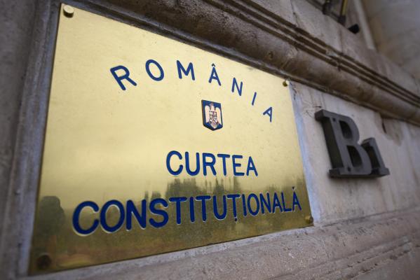 Curtea Constituțională a decis că supra-impozitarea pensiilor militare şi ale magistraților e neconstituțională