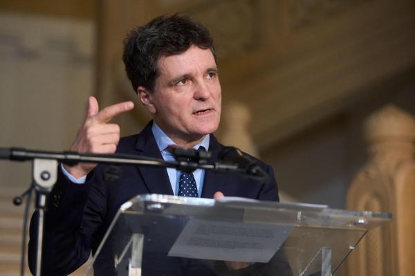 Nicuşor Dan nu se retrage din cursa prezidenţială. Ce crede despre desemnarea candidatului unic al coaliţiei