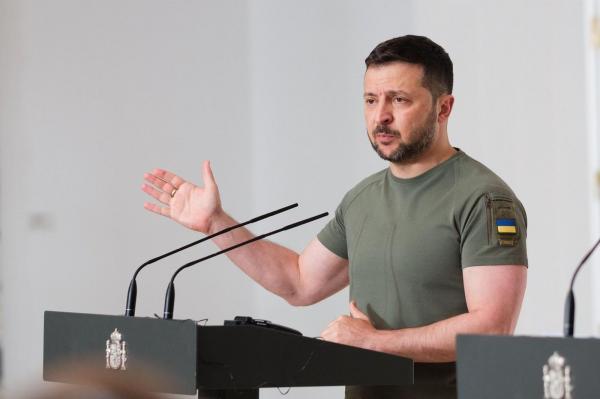 Ucraina, atacată cu peste 70 de rachete şi 100 de drone în ziua de Crăciun. Zelenski: "Ce ar putea fi mai inuman?"