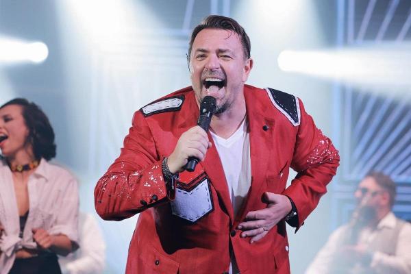 Artistul Horia Brenciu susţine mai multe concerte în noaptea de Anul Nou, în Bucureşti