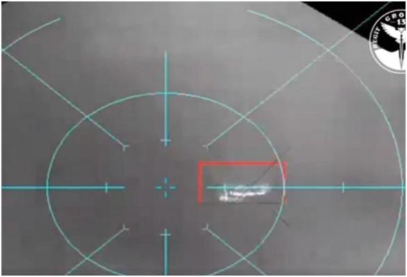 Momentul în care ucrainenii lovesc, în premieră, un elicopter rusesc Mi-8 cu o dronă maritimă