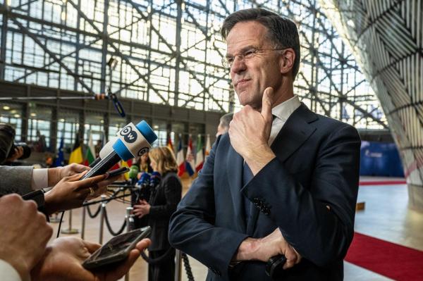 Mark Rutte, premierul olandez, susținut de două treimi dintre membrii NATO pentru a prelua șefia alianței. Ce țări au reticențe în privința lui