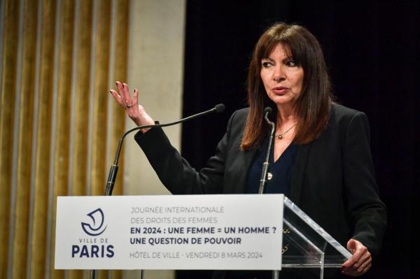 Primarul Parisului, Anne Hidalgo