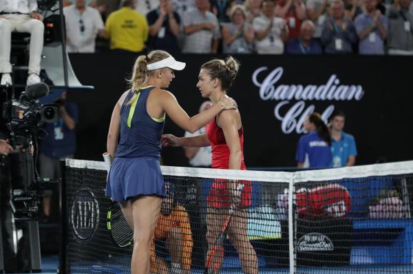 Wozniacki, atac dur la adresa lui Halep: "Oamenii dopaţi nu ar trebui să primească wild card-uri". Răspunsul Simonei a venit imediat