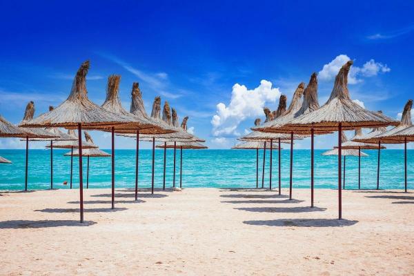 Litoralul românesc al Mării Negre atrage în fiecare an o mulţime de turişti