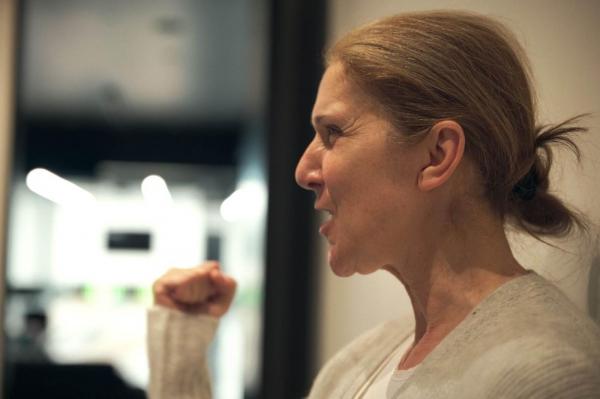 "Sper că vom găsi un miracol". Cum se simte acum Celine Dion, după diagnosticul cu o tulburare neurologică rară și incurabilă