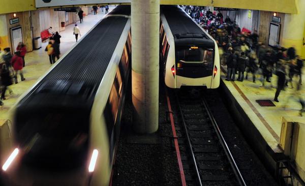 Metrorex anunţă programul de 1 Mai şi în noaptea de Înviere. Cum vor circula trenurile