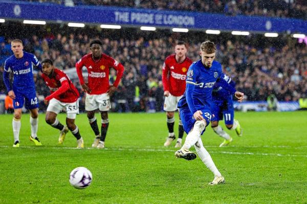 La 21 de ani, Cole Palmer este considerat marea speranţă a fotbalului englez