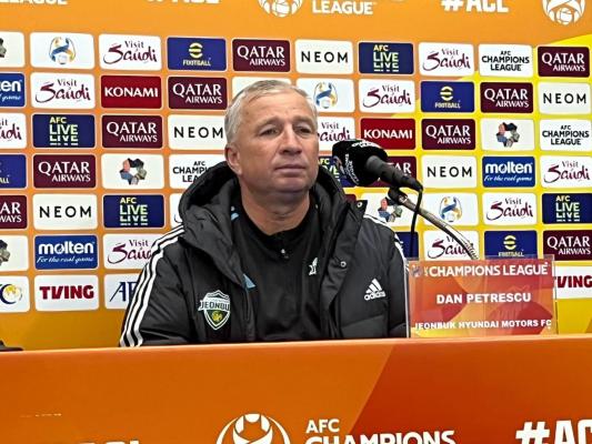 Dan Petrescu se pregăteşte să se despartă de Jeonbuk Hyundai