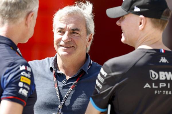 Carlos Sainz, tatăl pilotului de Ferrari, va concura pentru Ford la Raliul Dakar din 2025. Sainz senior a câştigat de 4 ori Dakar-ul